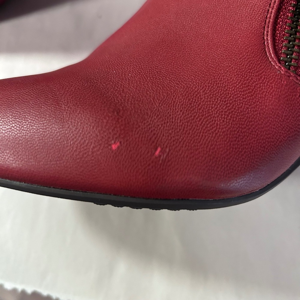 Rialto Sandra Red Faux Leather Ankle Booties Shooties Size 9.5M Zip Block Heel - Picture 7 of 12
